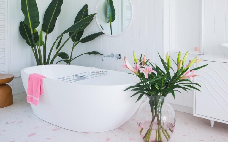 Bagno: 12 idee per abbinare vasca e doccia