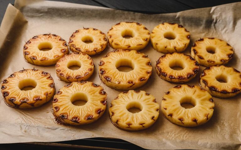“Le preparo in meno di 10 minuti per tutta la famiglia”: le frittelle di patate croccanti e dorate al forno, più leggere delle patatine fritte!