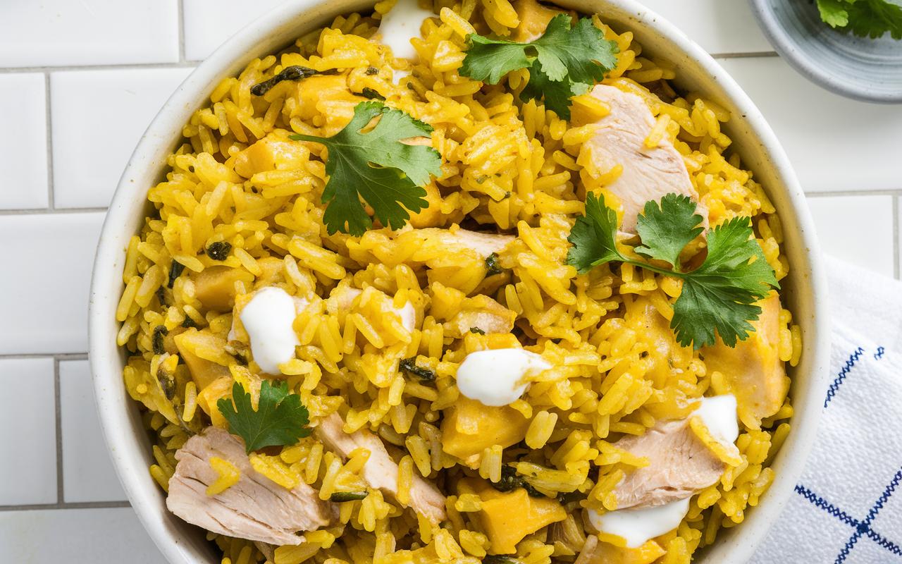 Ricetta di riso, pollo e porri al curry